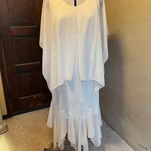 Beautiful cream colored dress size 18W